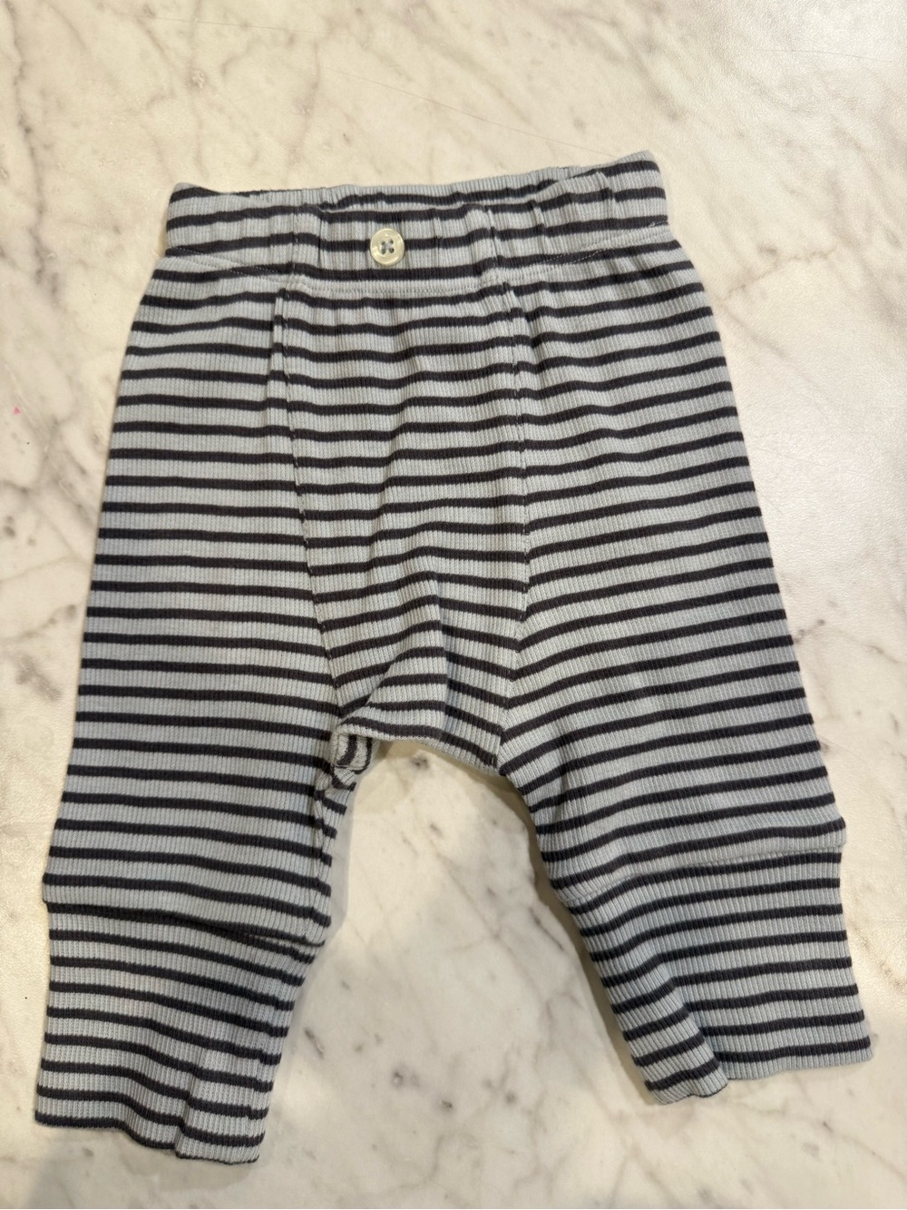 kate quinn Gray Striped Baby Leggings